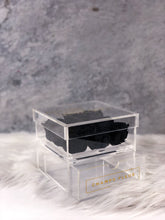 9 Black Roses in a Box that last a year - Comme Le Verre Neuf in Black